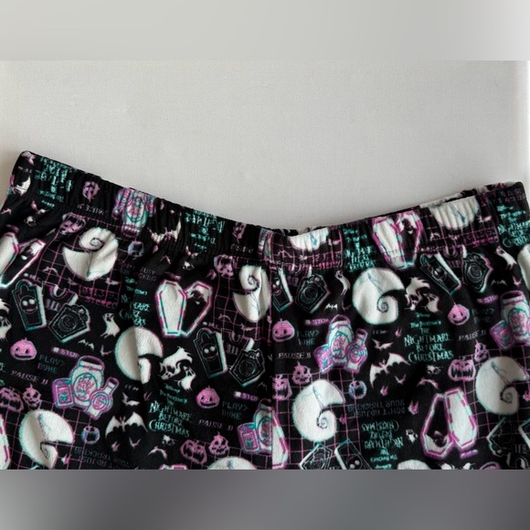 🆕 Nightmare Before Christmas Women’s Pajama Bottons Black, Blue and Purple NWOT - Picture 4 of 9